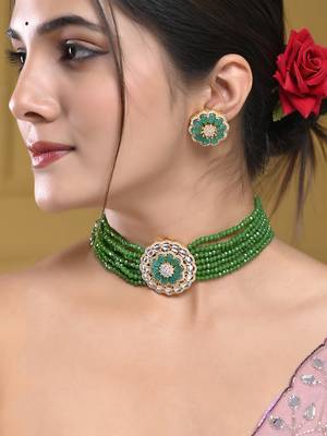 Green beaded floral necklace & earring set for women 1