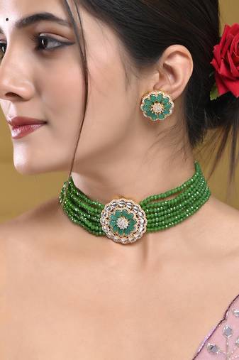 Green beaded floral necklace & earring set for women