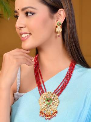 Red & pink beaded gold necklace & earrings set for women 1