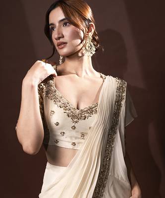 White organza plain saree with embroidered blouse 3