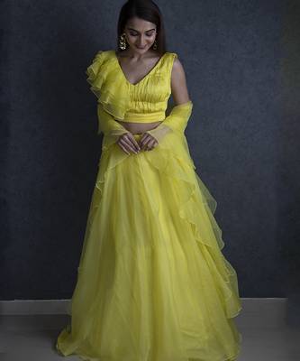 yellow organza plain Lehenga 2