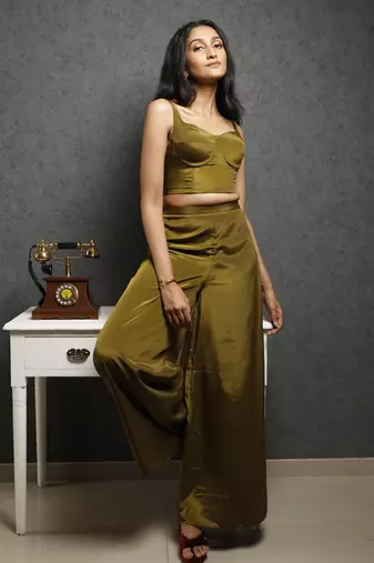 Olive satin plain top with pant