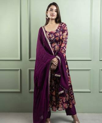 Wine crepe printed kurta set 2
