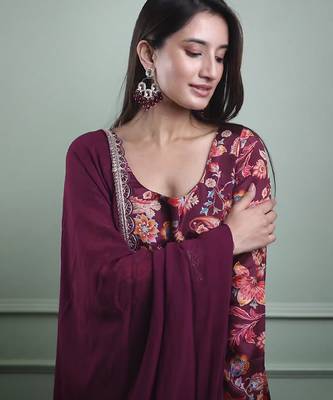 Wine crepe printed kurta set 4