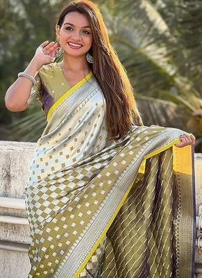 Mustard silk blend saree with blouse 4