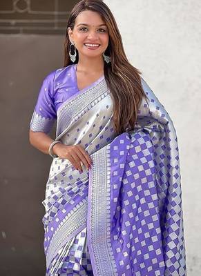Blue silk blend saree with blouse 3