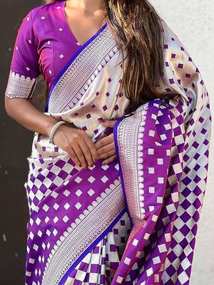 Purple silk blend saree with blouse 4