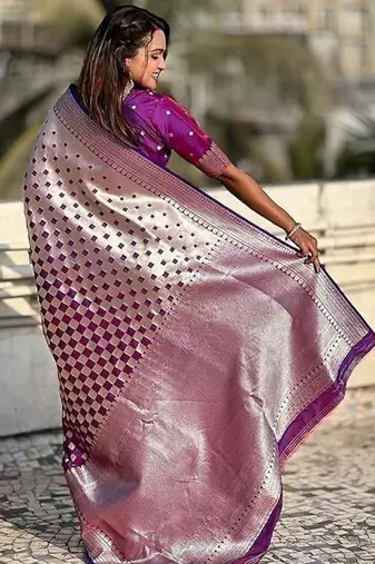 Purple silk blend saree with blouse