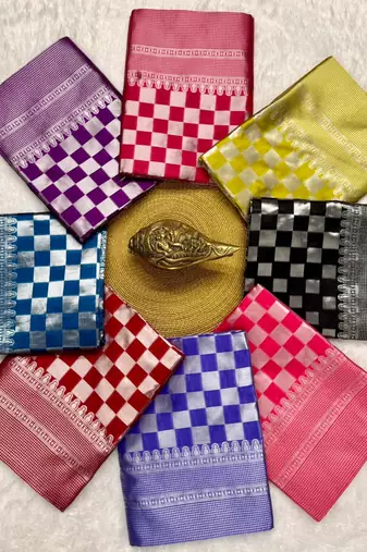 Blue silk blend saree with blouse