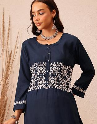 Hand embroidered navy blue cotton lucknowi chikankari co-ord set 4