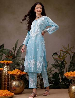 Hand embroidered blue cotton lucknowi chikankari co-ord set 5