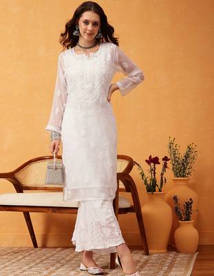 Hand embroidered white georgette lucknowi chikankari kurta set with slip 1