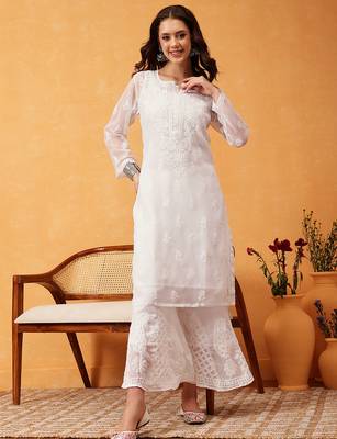 Hand embroidered white georgette lucknowi chikankari kurta set with slip 4