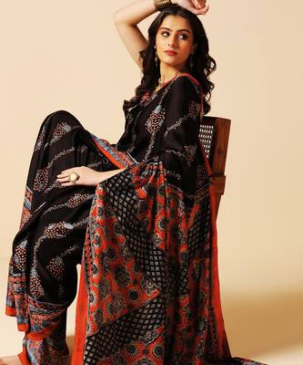 Multicolor floral printed silk saree 5