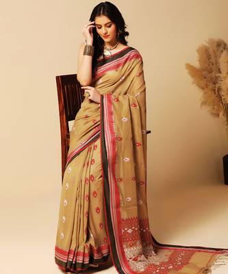 Beige hand woven cotton saree 3