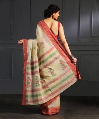 Beige hand woven cotton saree 3