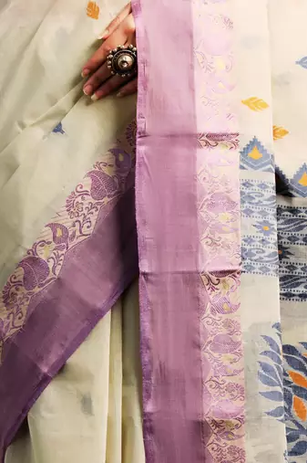 Off white hand woven cotton saree