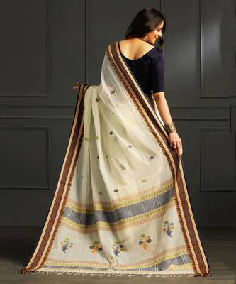 Off white hand woven cotton saree 2