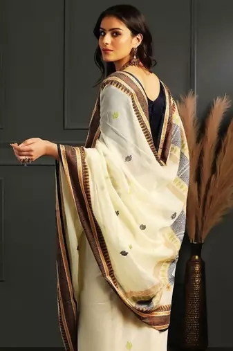 Off white hand woven cotton saree