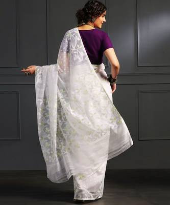 White hand woven jamdani silk saree 2