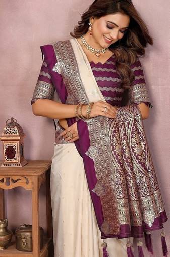 Off White Color Zari Weaving Kalamkari Silk Saree