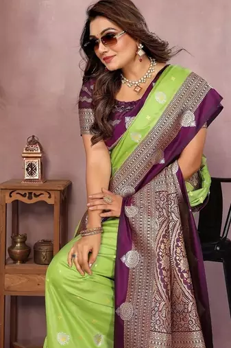 Parrot Green Color Zari Weaving Kalamkari Silk Saree