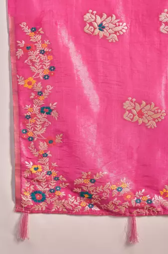 Pink silk blend jacquard saree with unstitched blouse piece