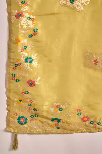 Yellow silk blend jacquard saree with unstitched blouse piece