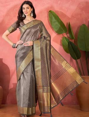 Grey organza jacquard saree with unstitched blouse piece 1