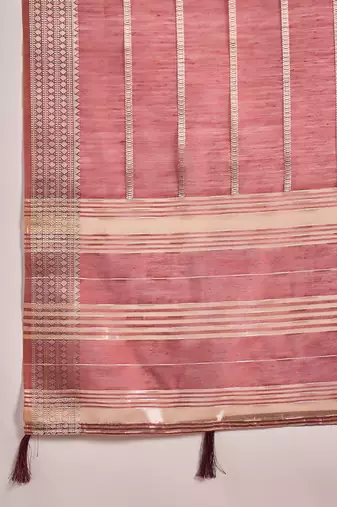Maroon organza jacquard saree with unstitched blouse piece