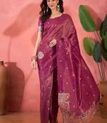 Pink silk blend jacquard saree with unstitched blouse piece
