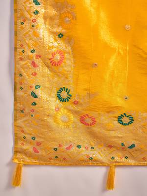 Yellow silk blend jacquard saree with unstitched blouse piece 5