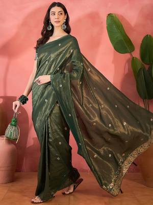 Green silk blend jacquard saree with unstitched blouse piece 2
