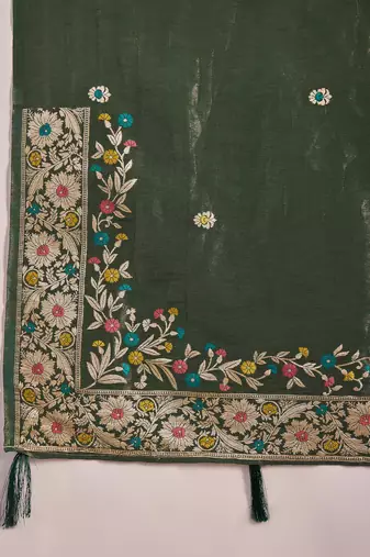Green silk blend jacquard saree with unstitched blouse piece