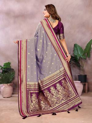 Light Lavender Color Zari Weaving Handloom Kalamkari Silk Saree 4