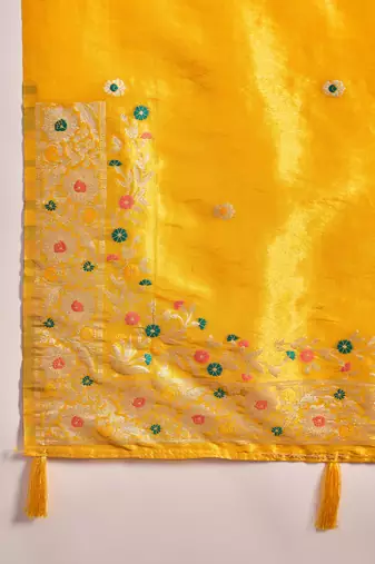 Yellow silk blend jacquard saree with unstitched blouse piece