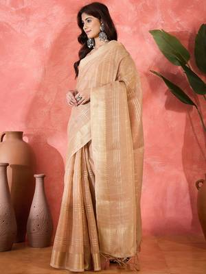 Beige organza jacquard saree with unstitched blouse piece 2