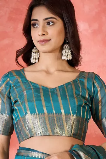 Blue organza jacquard saree with unstitched blouse piece