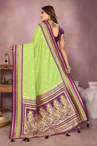 Parrot Green Color Zari Weaving Handloom Kalamkari Silk Saree