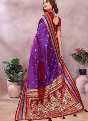 Purple Color Zari Weaving Handloom Kalamkari Silk Saree 4