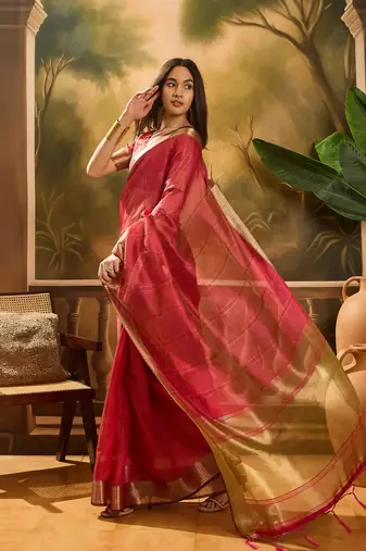 Pink organza jacquard saree with unstitched blouse piece