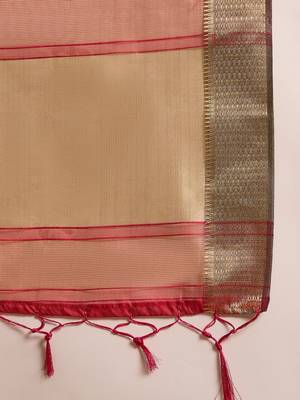 Pink organza jacquard saree with unstitched blouse piece 5