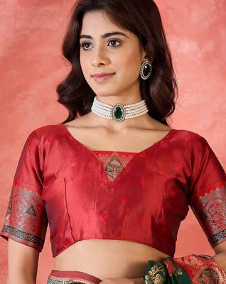 Dark green silk blend sequins work saree with unstitched blouse piece 4