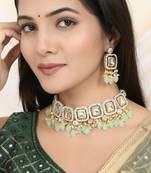 gold-plated crystal & green beaded necklace set