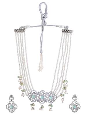 pearl & green stone bridal necklace set for women 2