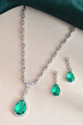 Diamond-cut cz & emerald pendant necklace set