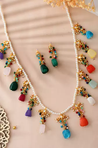 Multicolor stone & pearl bridal necklace set