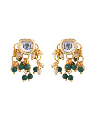 green beaded gold-plated bridal jewellery set with pearls 4