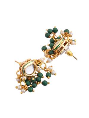 green beaded gold-plated bridal jewellery set with pearls 5