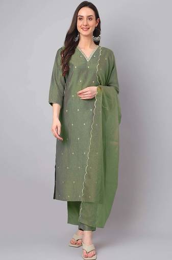 women's green silk blend embroidered regular kurta set